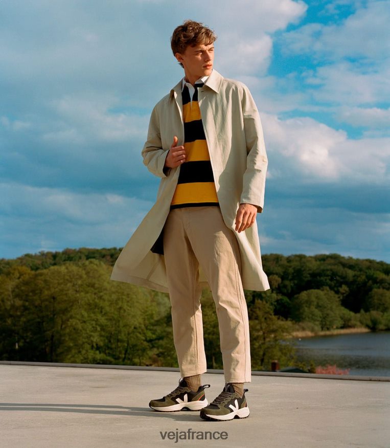 chaussures Veja venturi b-mesh noir olive pierre Hommes 0826JT182